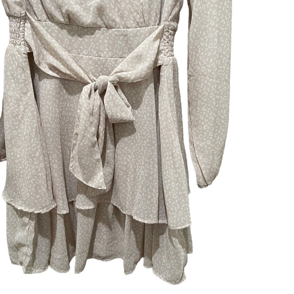 Japna Long Sleeve Georgette Neutral Animal Print Tiered Mini Dress Womens Large - Picture 3 of 6